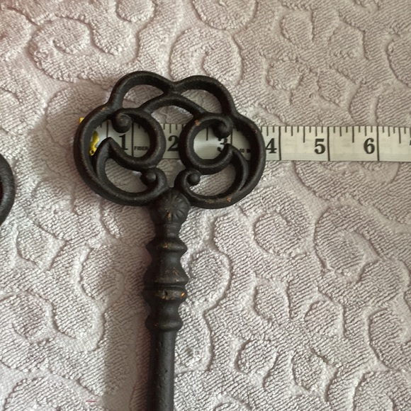 Decorative Keys Wall Accent - Picture 5 of 8